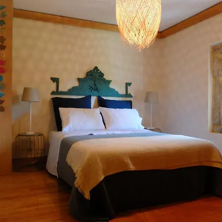 Casas Da Azenha Do Rio