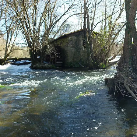 Casas Da Azenha Do Rio *