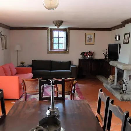 Casas Da Azenha Do Rio