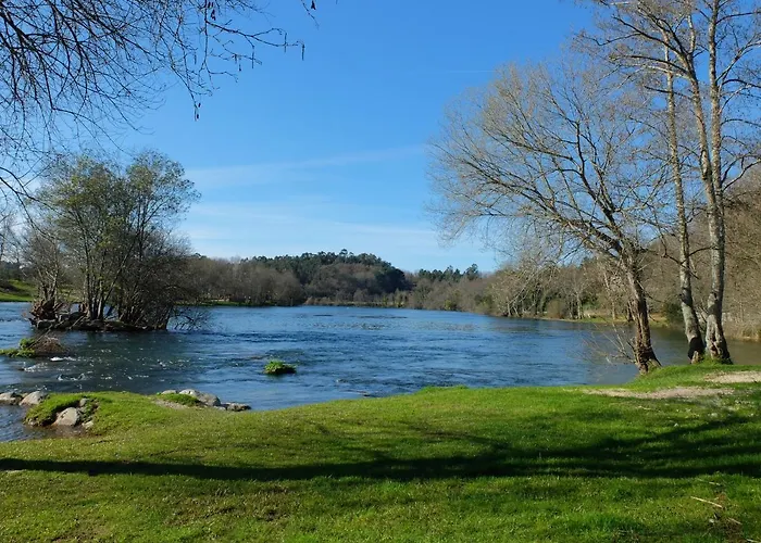 Casas Da Azenha Do Rio 펜션 Barreiros (Amares)