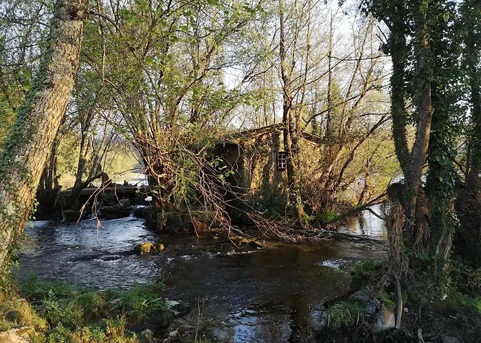 Casas Da Azenha Do Rio *