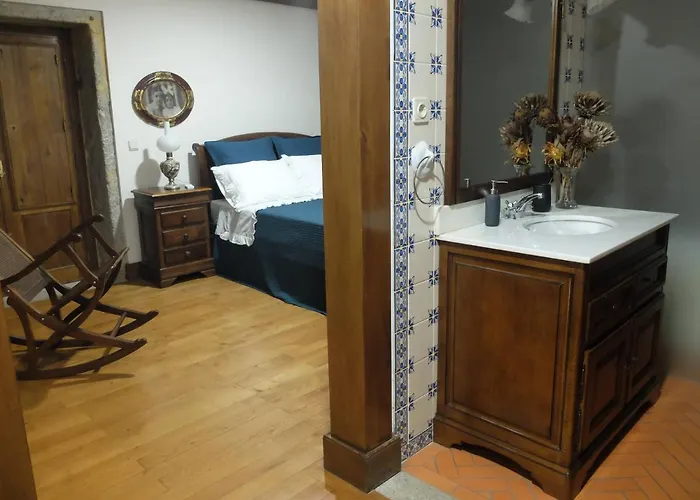 펜션 Casas Da Azenha Do Rio