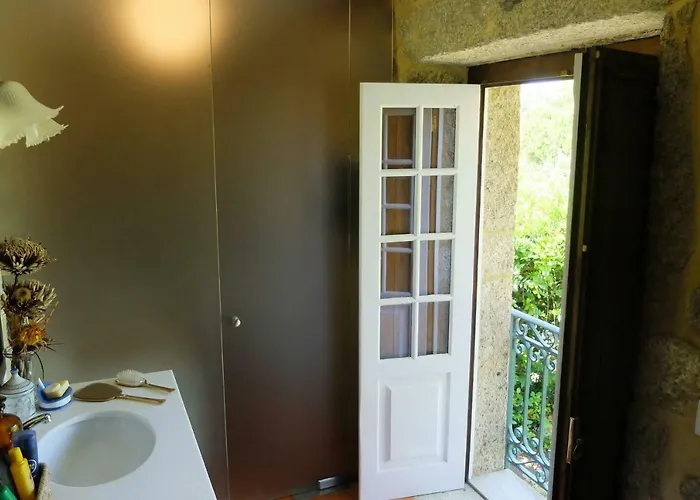 Casas Da Azenha Do Rio *